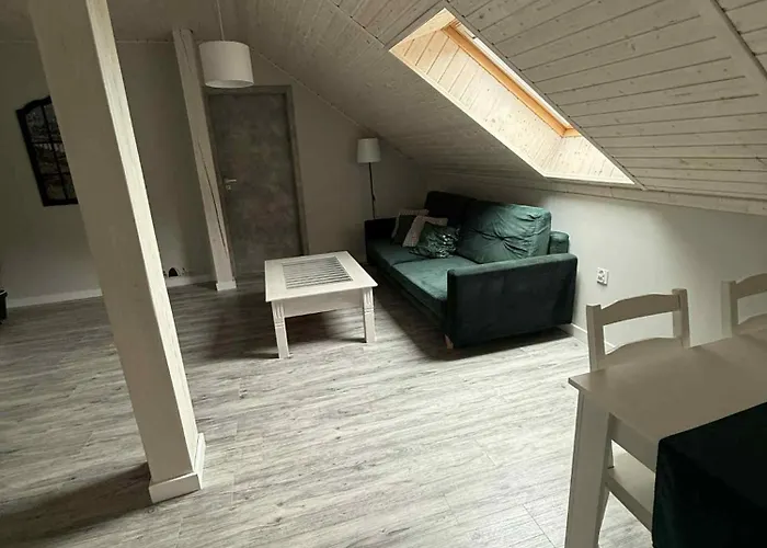 Arverso Nika Boleslawiec (Lower Silesia)