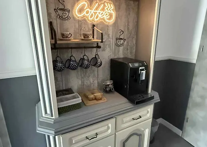 Arverso Nika * Boleslawiec (Lower Silesia)