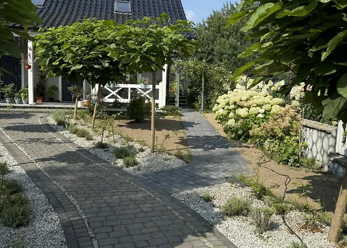 Arverso Nika * Boleslawiec (Lower Silesia)